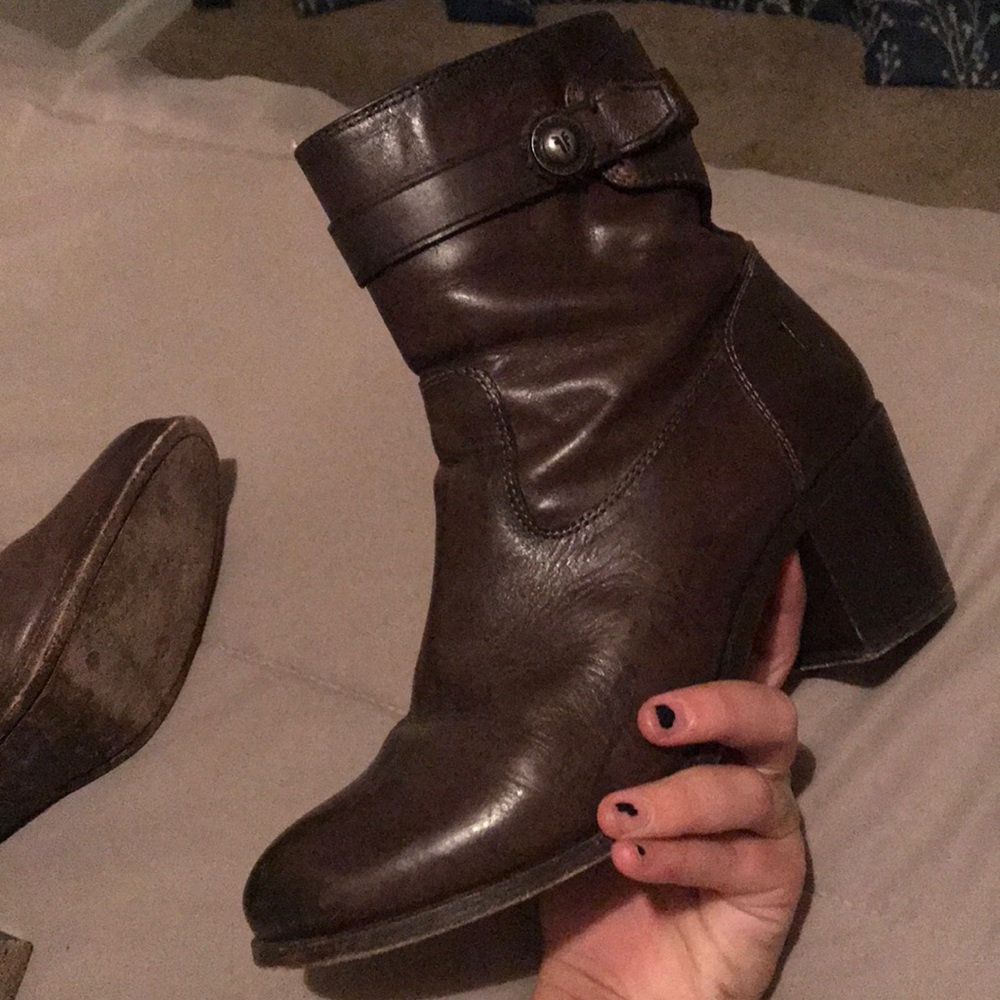 Frye “Malorie Button Short” Booties - image 8